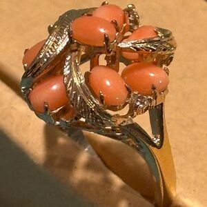 Vintage Gold Tone Pink Coral Cluster Ring - Size 10